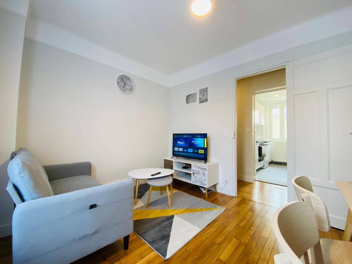 Cozy Appart' 2 Centre Ville Proche Gare Massy - Cozy Houses Bagian luar foto